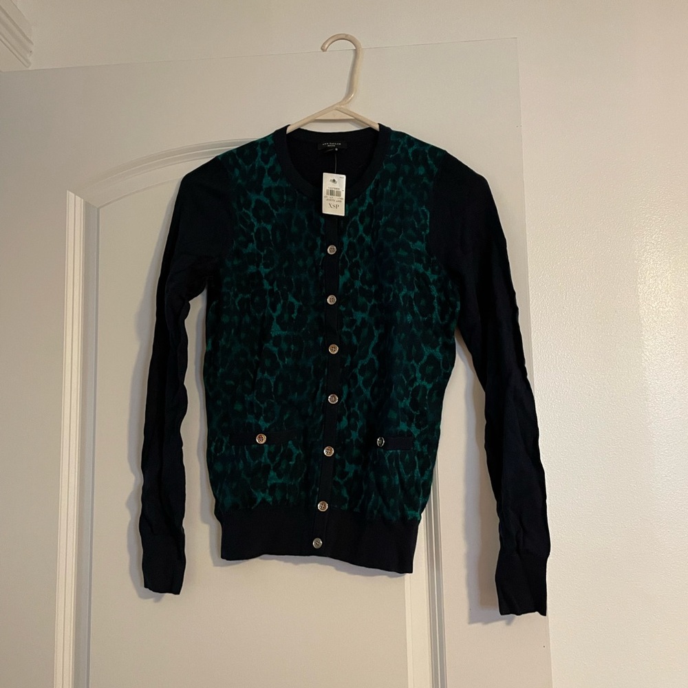 Ann Taylor xs petite green leopard cardigan